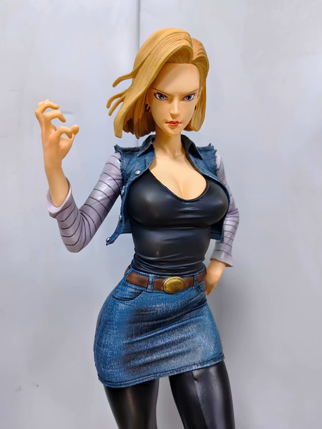 DRAGON BALL Z  | ドラゴンボールZ - ANDROID 18 Brown/Bue Outfit Set Premium PVC Anime Figure