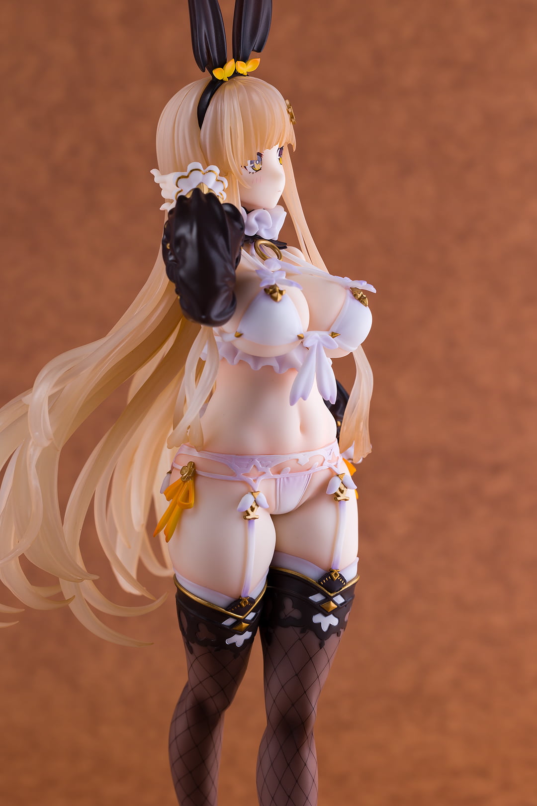 Lucy 1/6 BUNNY: Enchanting White Bunny Anime Girl - Premium PVC Anime Figure