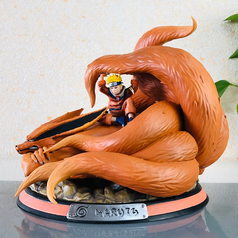 The Ultimate Nine-Tailed Duo: 19cm Premium PVC Naruto Uzumaki and Kyuubi Figure