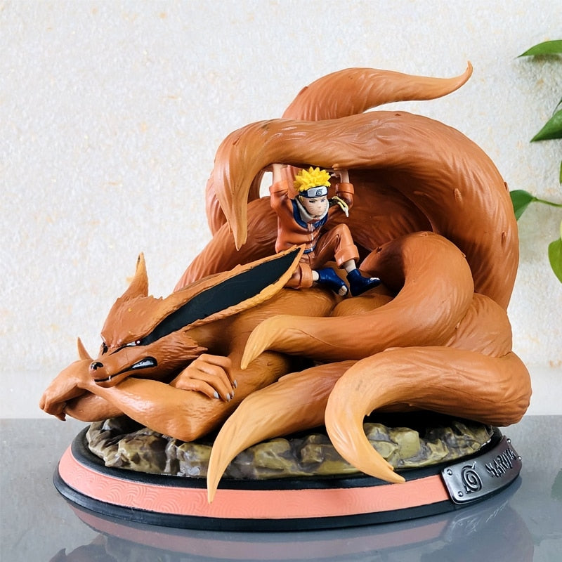 The Ultimate Nine-Tailed Duo: 19cm Premium PVC Naruto Uzumaki and Kyuubi Figure